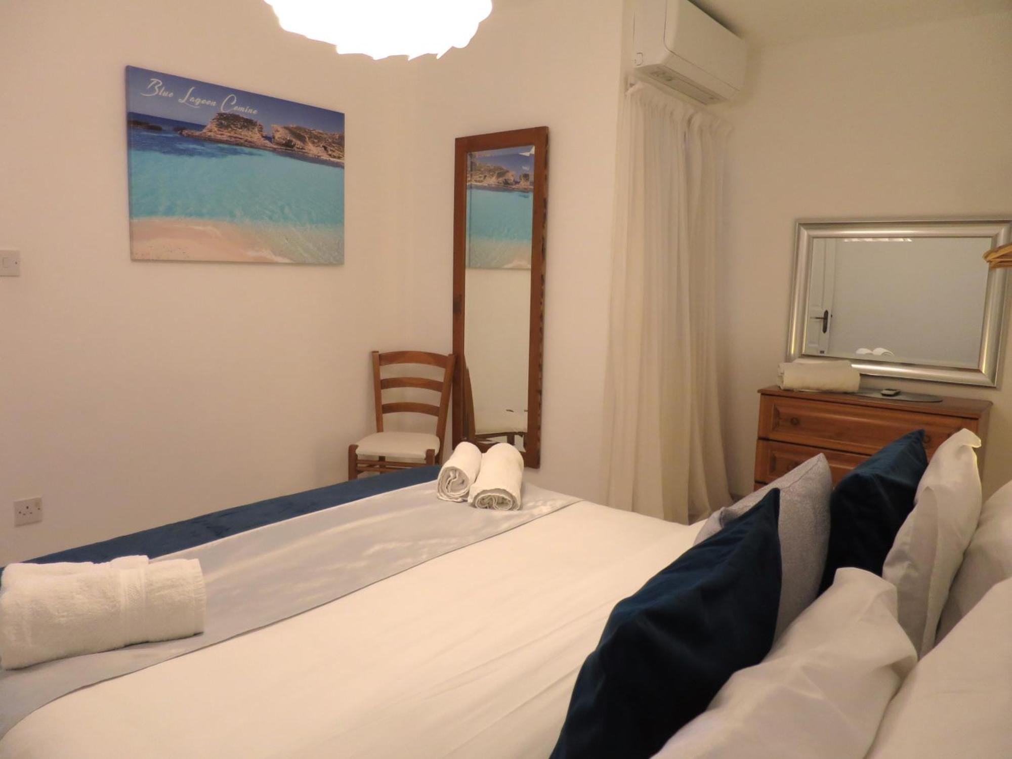 Appartement Seafront Terrace, Lounger & Panoramic Ocean Views