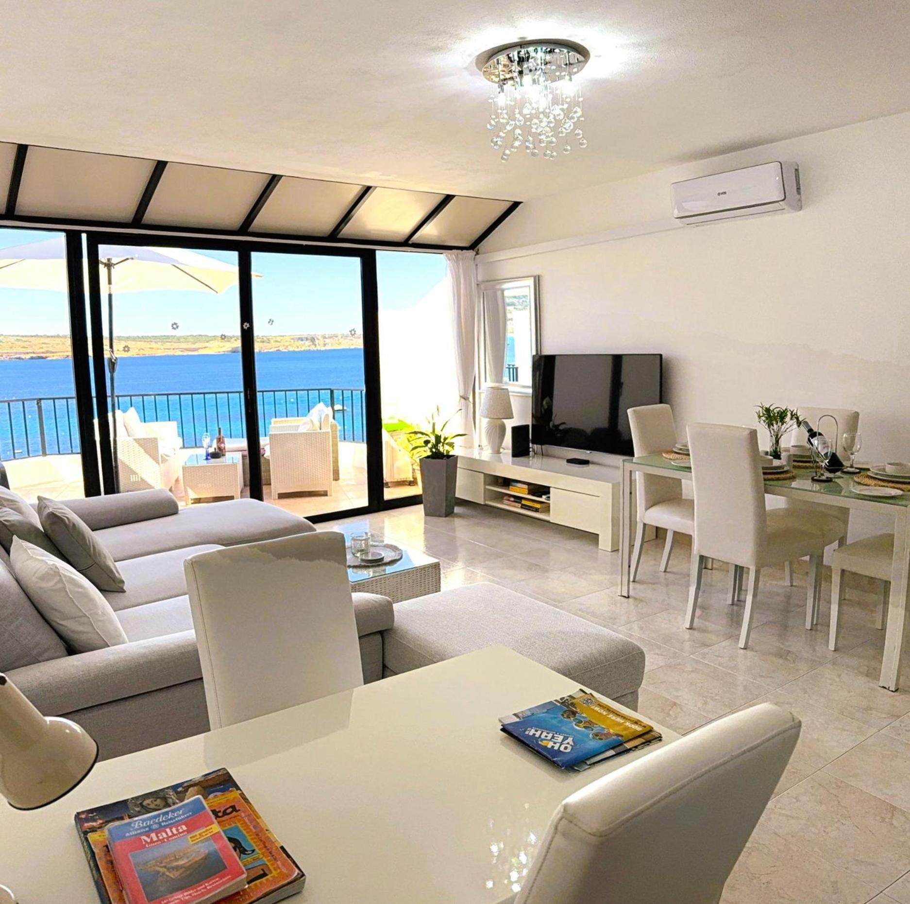 Appartement Seafront Terrace, Lounger & Panoramic Ocean Views *