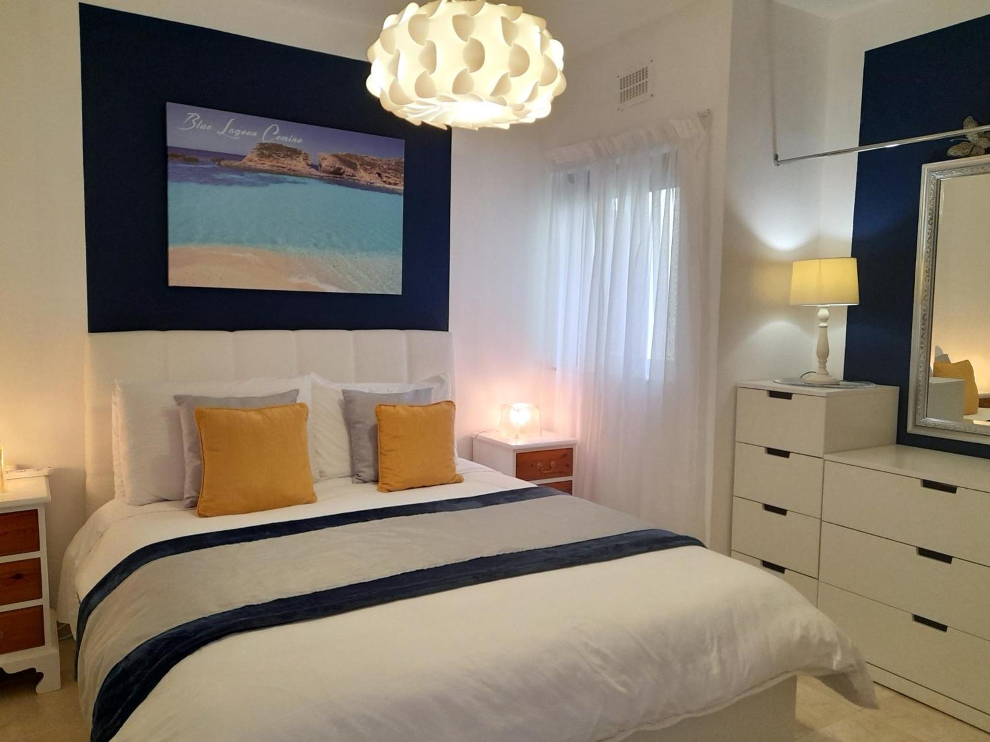 Appartement Seafront Terrace, Lounger & Panoramic Ocean Views *